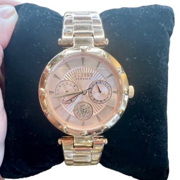 VERSUS VERSACE Women's Rose Goldtone Chronograph Bracelet Watch NWT - Picture 1 of 10